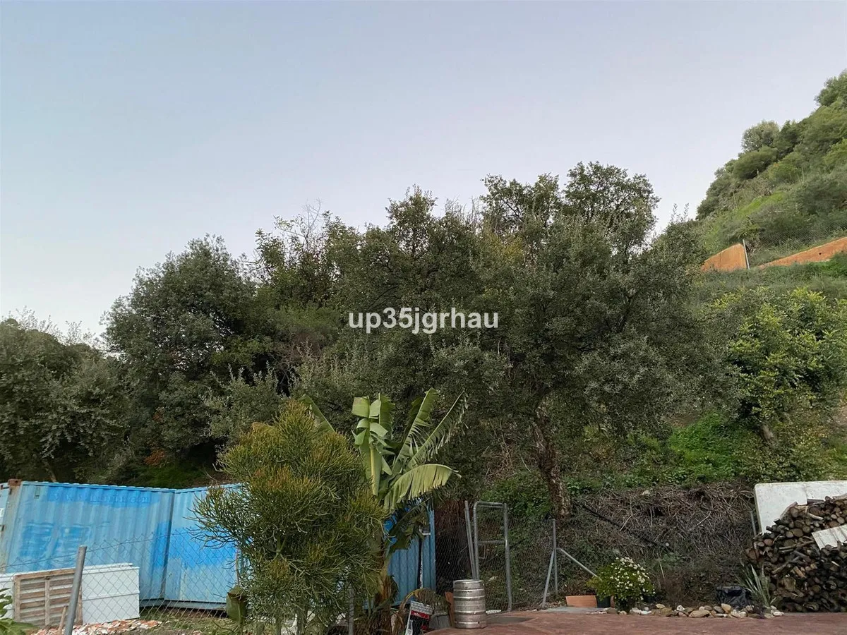 b0375686-d516-4874-9313-e458907b3d47