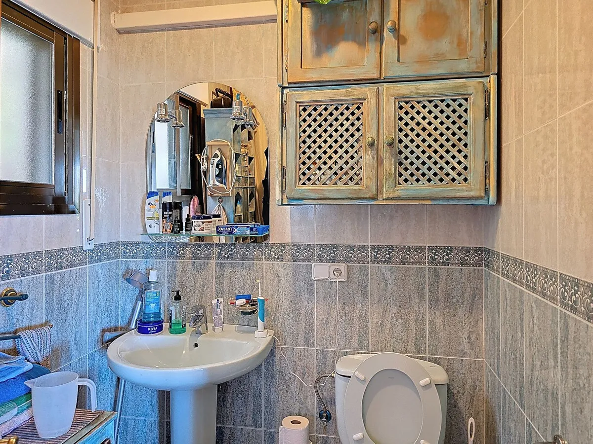 0bda6575-5f78-4ee9-84f5-d0a31cd4440f