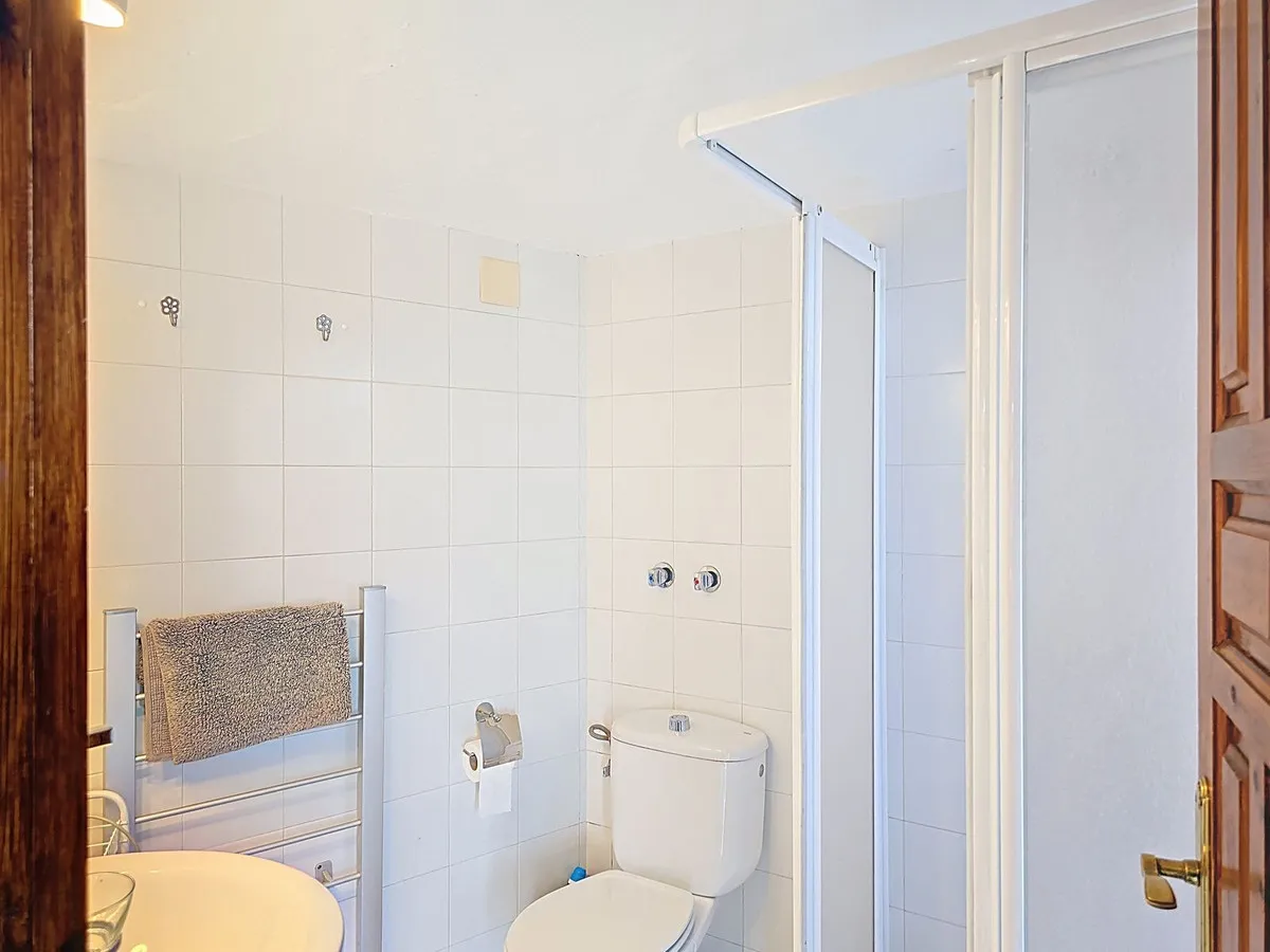 0c470c5a-9f51-4f27-82c5-5e9acf1001d7