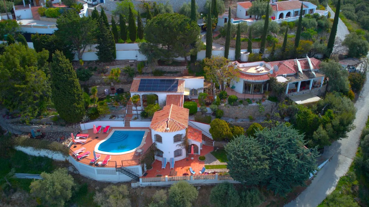 0c88c450-9cc1-4256-be62-5453323edb5d