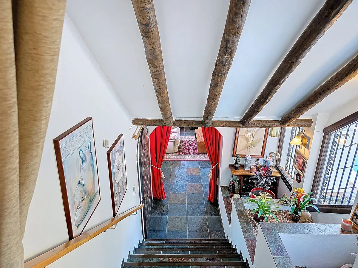 18d2f3e0-a4b7-483d-94b2-f4f9f7c21e86