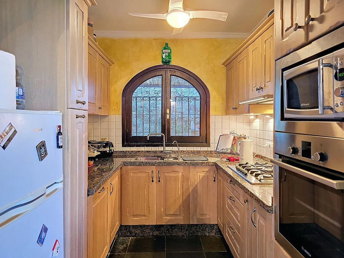 30ede361-ee43-4d0e-866a-e45a7cc0ddd9