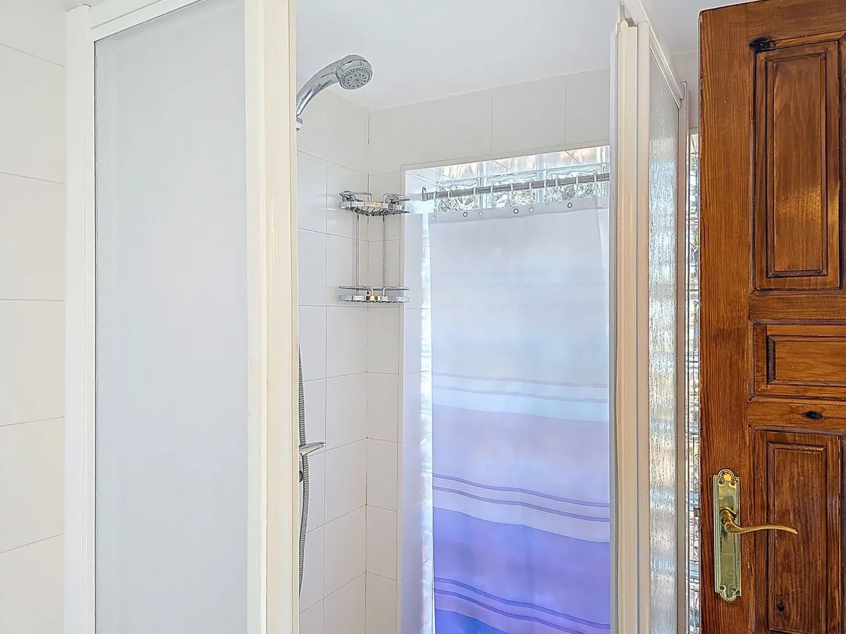 3609c375-2b28-4c93-8451-46d4e72868f2