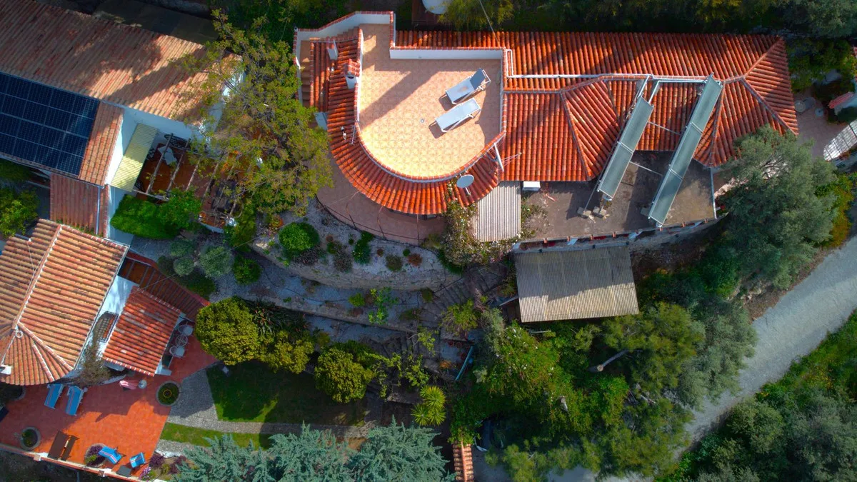 5756dfc4-6cb9-4a18-9cd0-5c92db01d28d