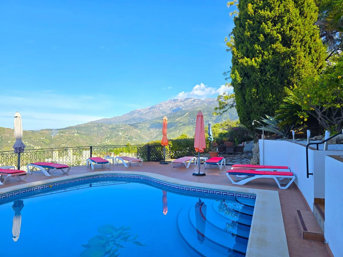 619c213e-7be6-4c0b-8f9a-37af74e6bce0