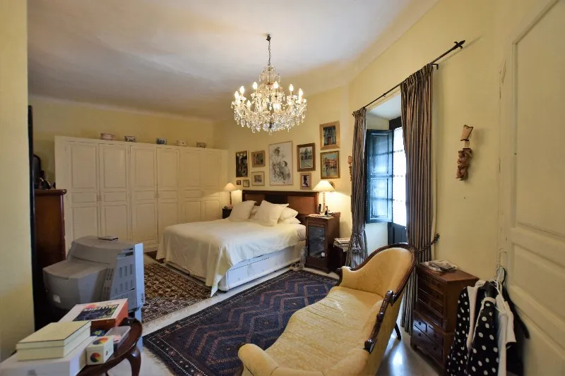 1cb4fe85-9e47-40f2-8524-d050933ecda3