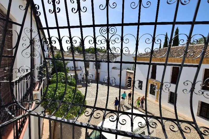 4609dde5-49de-468d-9d1c-4d48b6b21c81