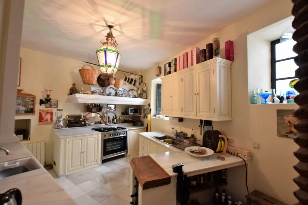 48c68d44-7a4c-4a9f-b7e4-6061ca874357