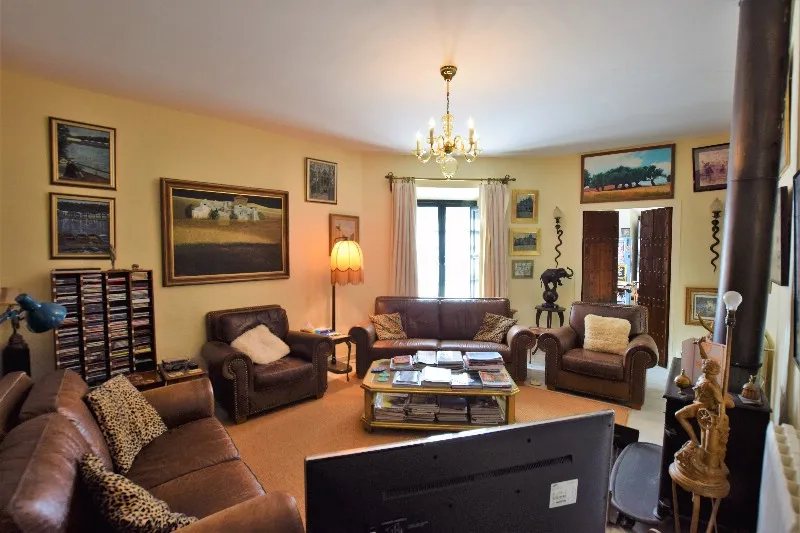 8a75a1b8-0df2-44bb-8610-f4a973c2a6b8