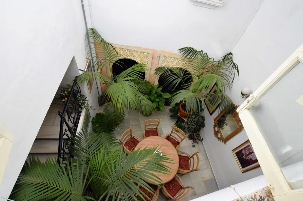 995ef150-ca2f-4522-b234-4fdc8b116e09