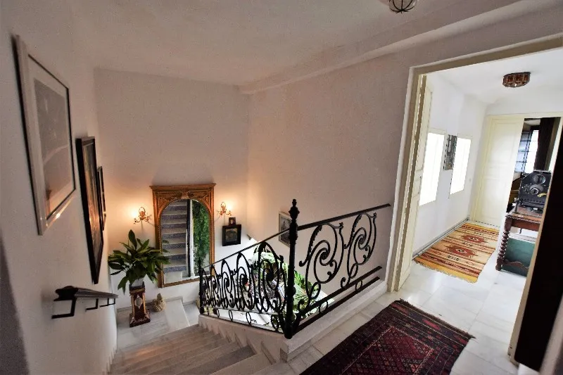 b40421a0-1e90-4003-a52e-b4102403e4f5