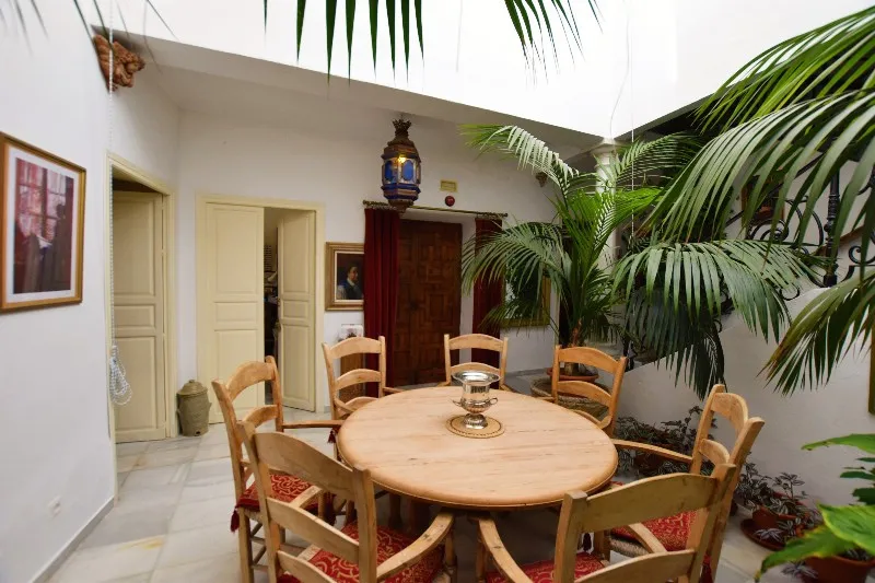 c79d0048-cd9c-464e-8bba-19d782a034b1