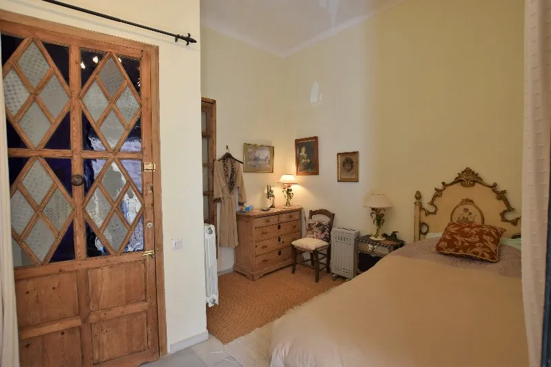 d5b989c5-231e-4eca-b797-91662413e584