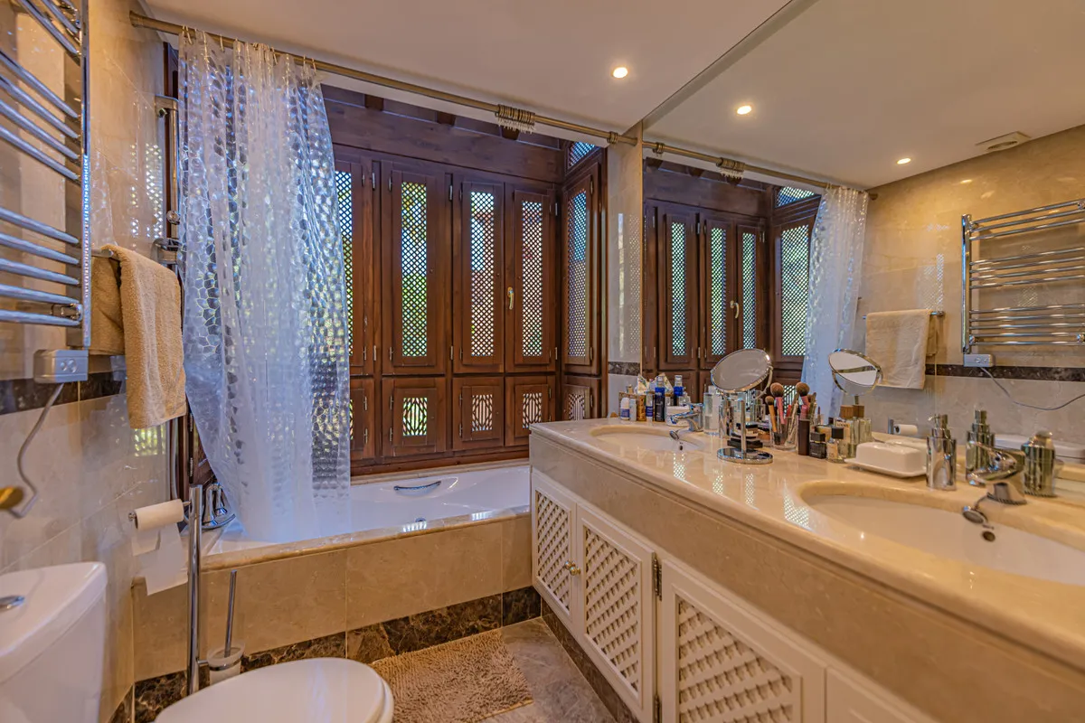 36493cda-d2f5-41d5-9997-b57fae4d5b27