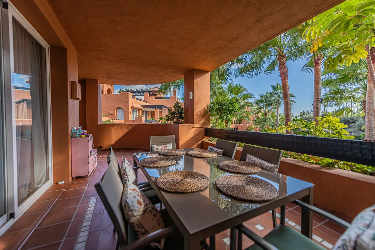 4bae73ea-7a39-4830-8ca0-f5ff3fbbdfd2