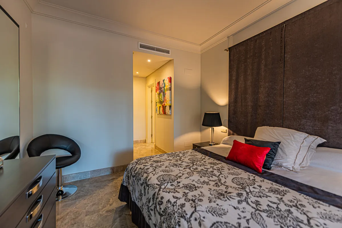 c52c7bcc-9d1f-43da-b4c2-d701242581c7