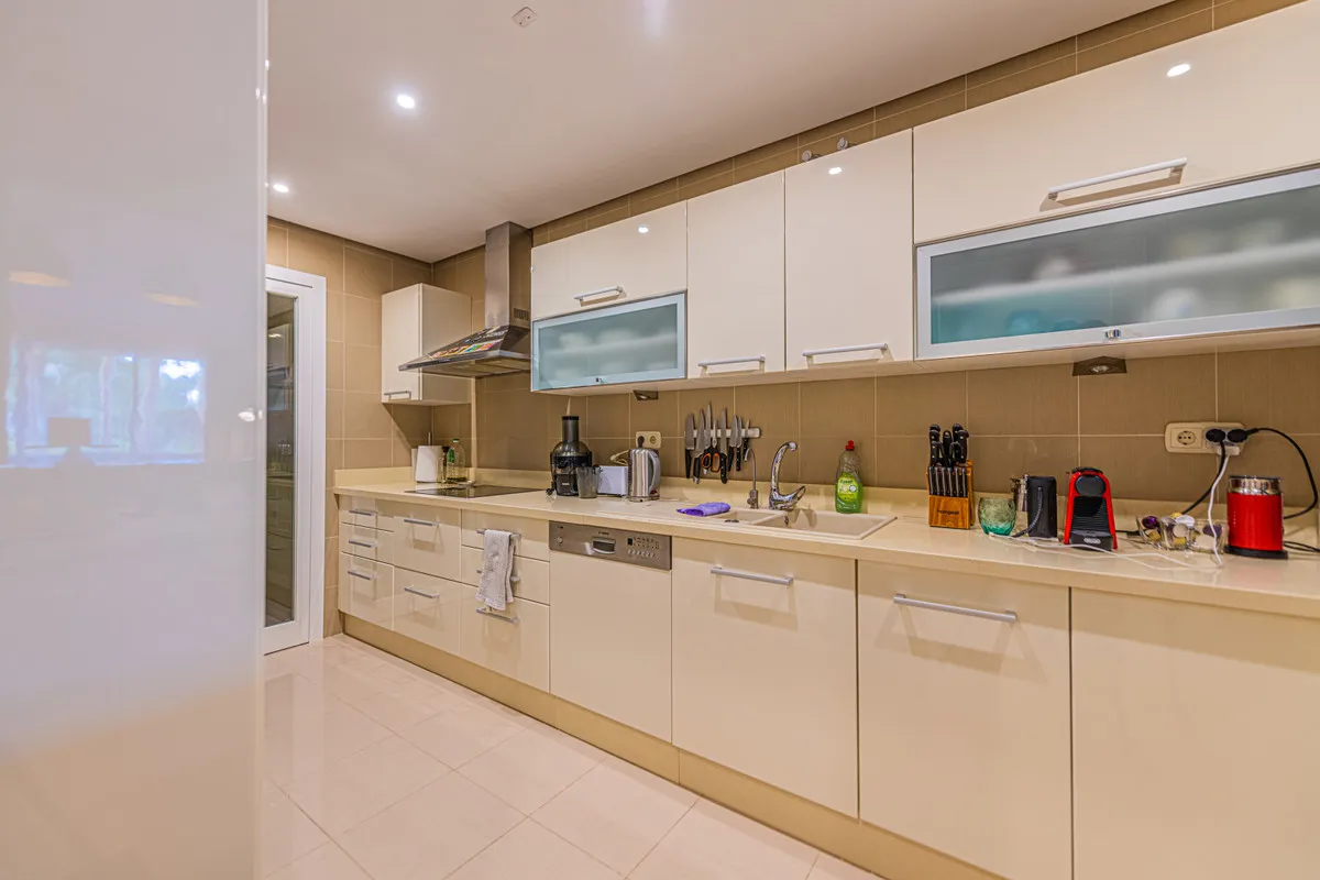 e4ca96e3-60ba-44ed-90d1-ba23b3de3721