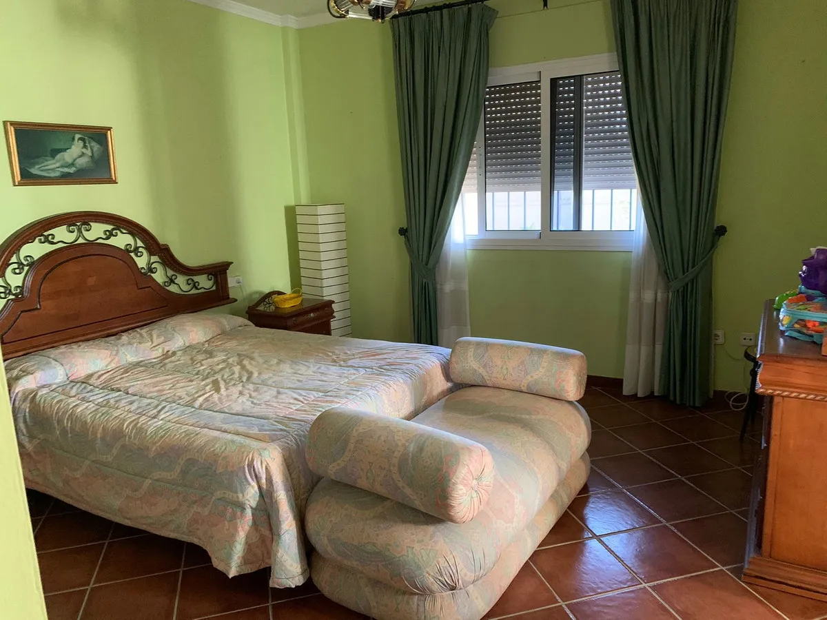 0e8c6951-80e1-41ae-9f5f-9f27dfa827e4