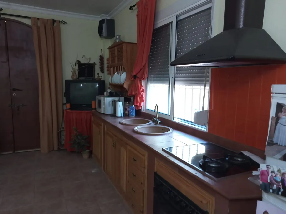 a0aa851d-6366-4e2b-b4dc-e6c9729a605f