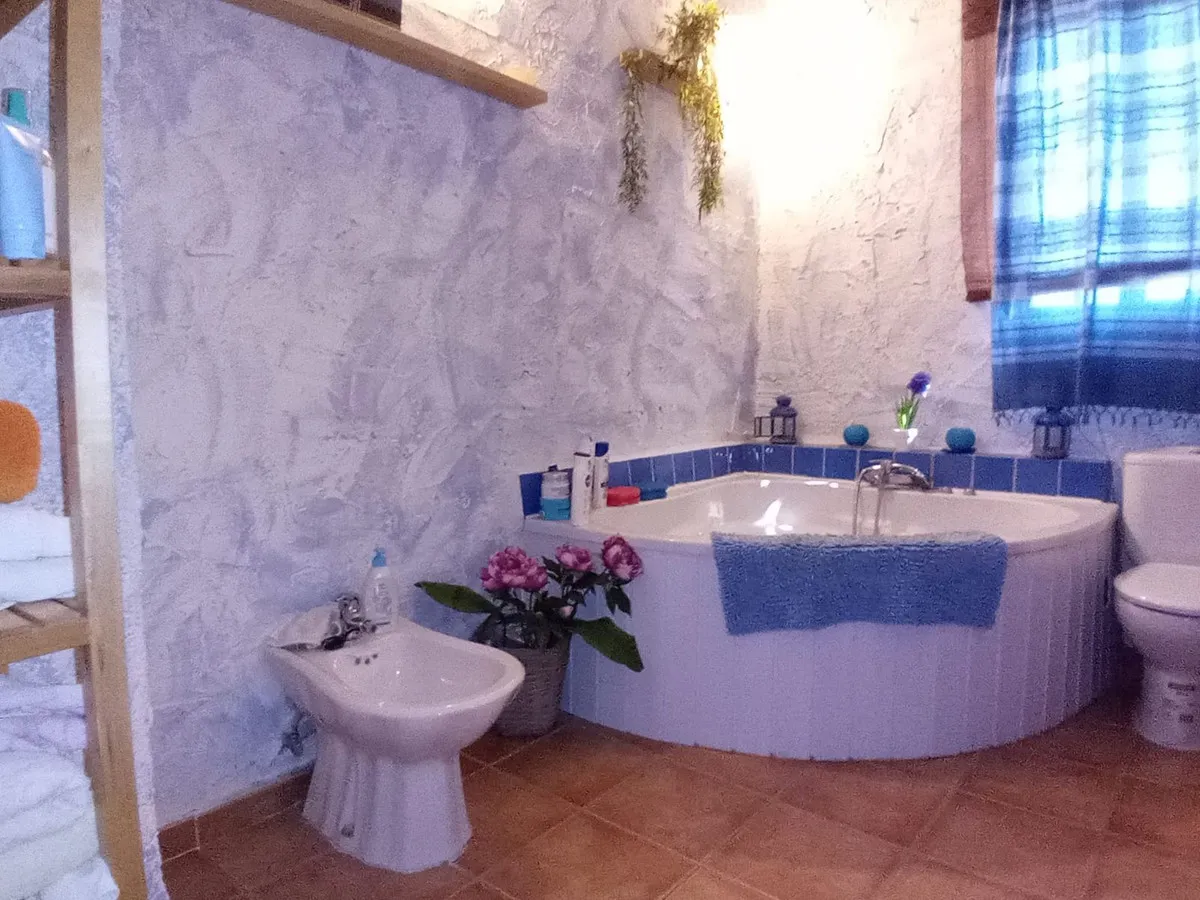 a9de5935-8db3-455c-9a00-58bca6614e7c