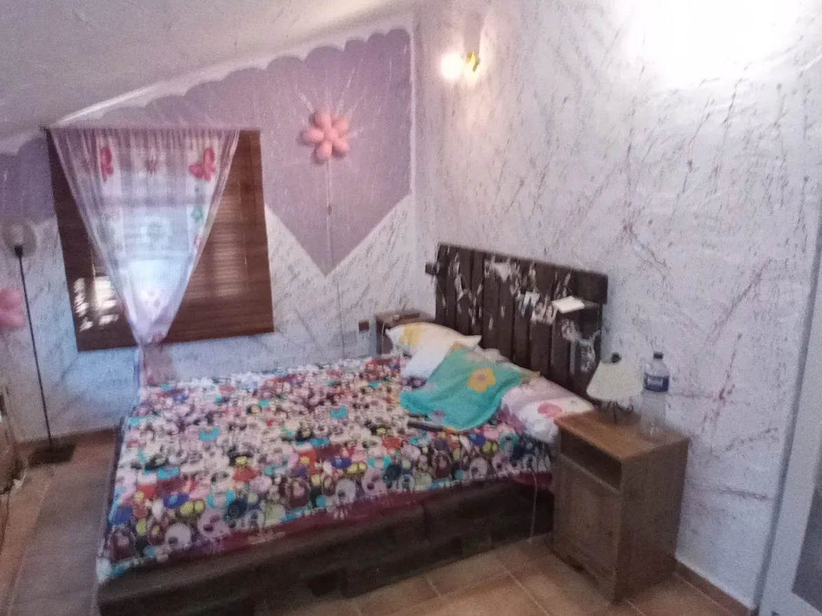 ce9f1260-bfbe-4e3e-8688-db03beb04799