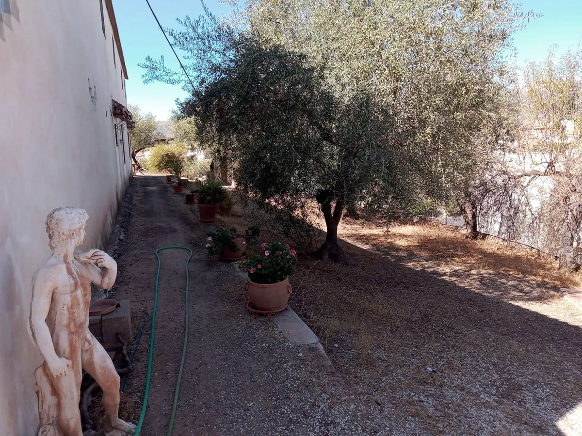 d0cd3f75-d7a3-41fb-928e-6be8f9848dcf