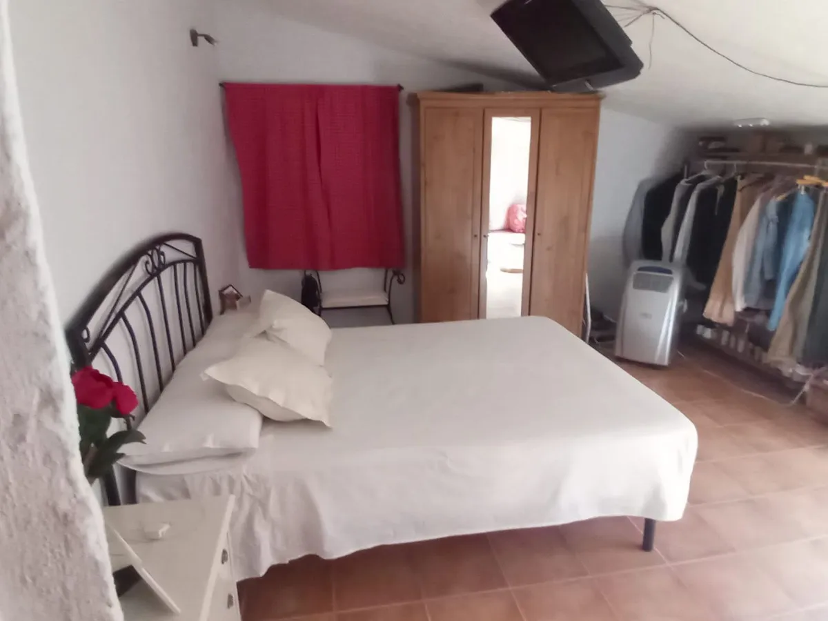 d15f2c90-5bd2-44be-9247-b75f64e48826