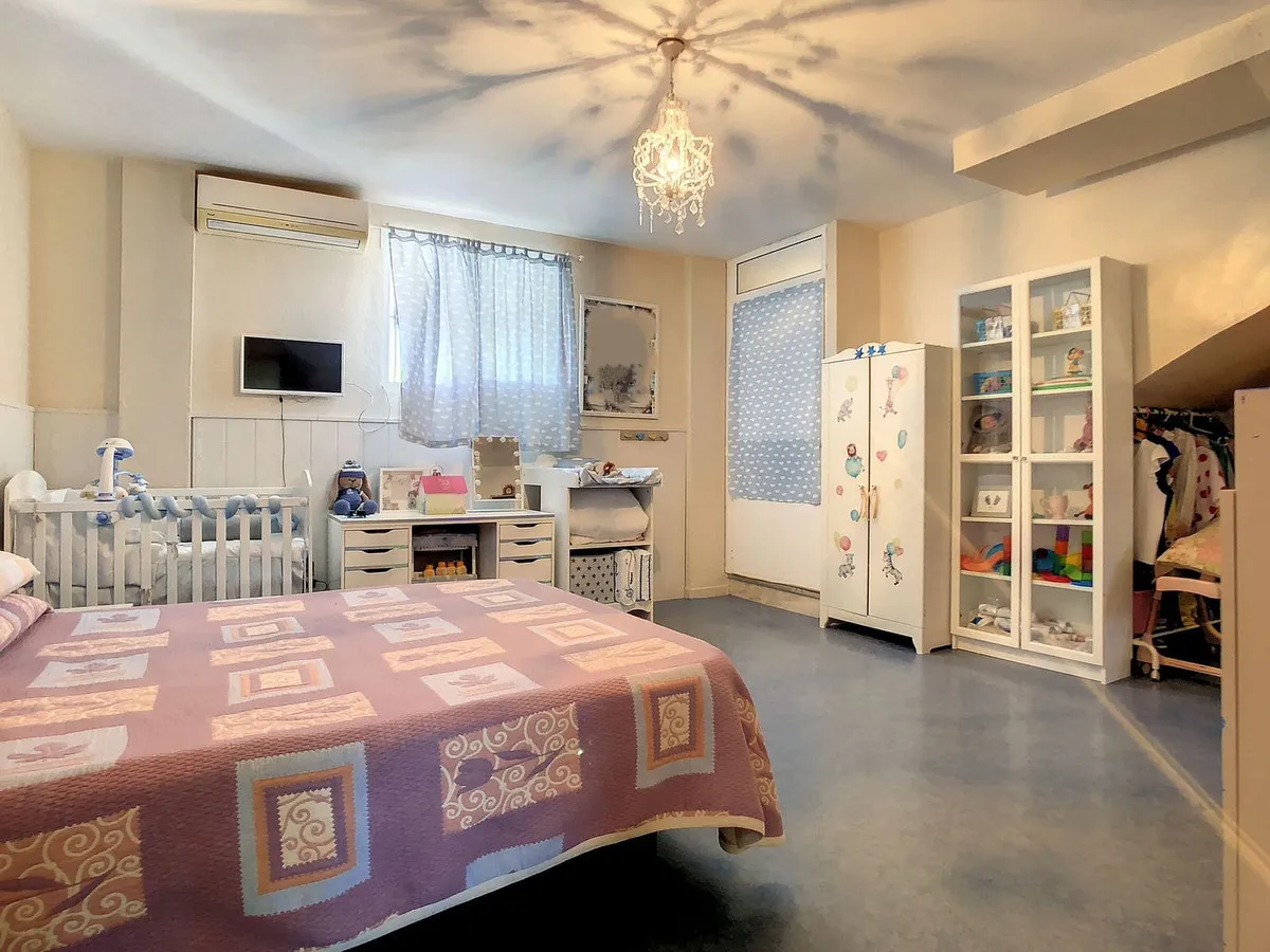 3d1976ed-e4c8-49aa-859c-ee86fb046a53