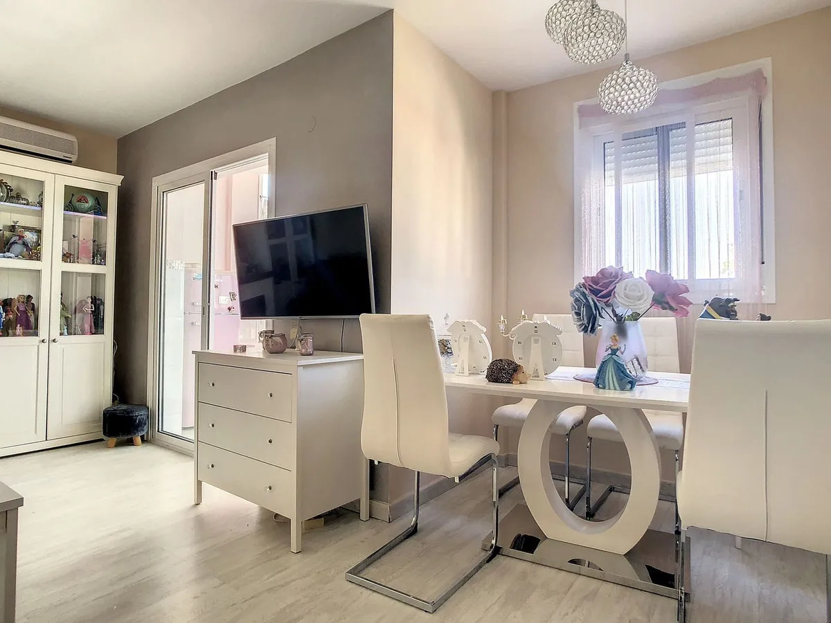 94e8df0c-933e-42f0-96c5-1eec4f582354