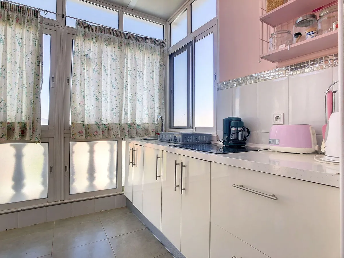 b5799c27-e29a-4d1a-a779-baa033ddda99