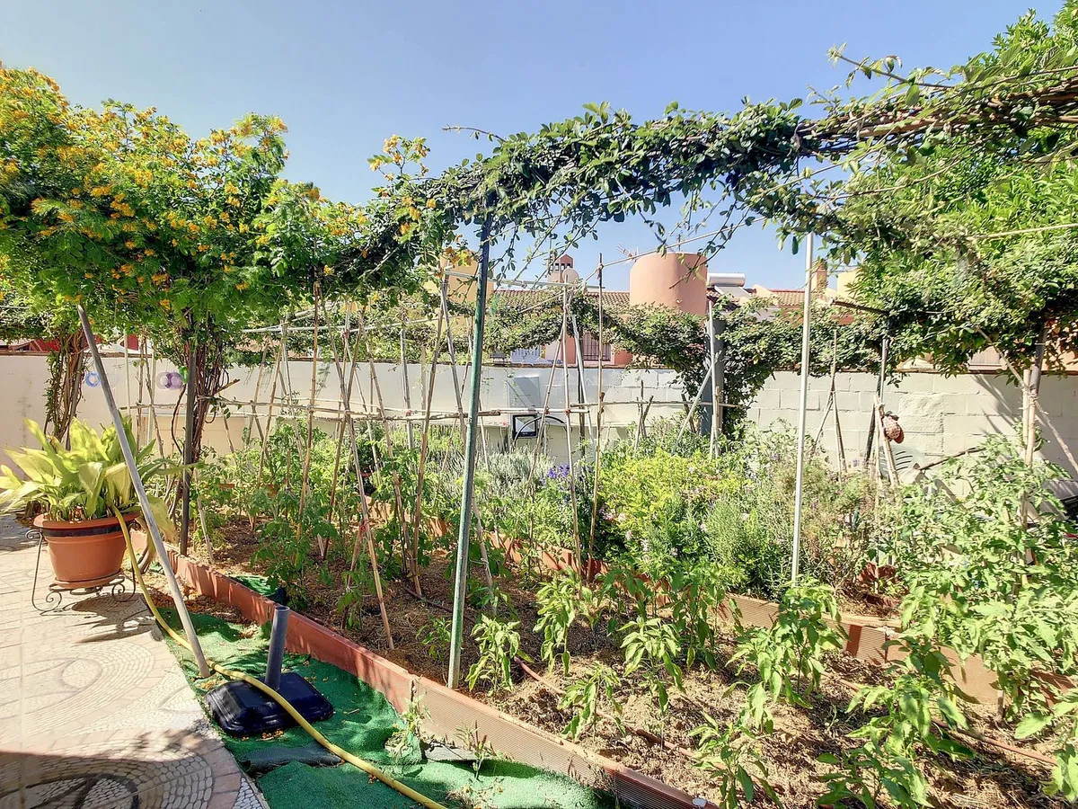 d2829a46-1feb-425a-b582-86577ab1a090