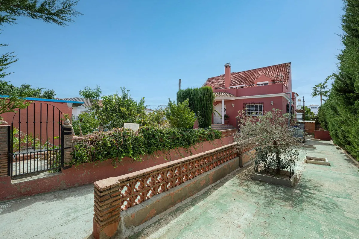 3549b4ac-ca22-4b22-be17-a09564de7050