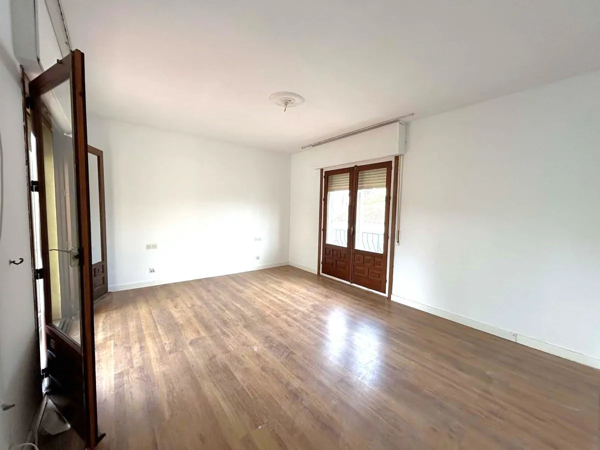 352e4fb7-fd6b-4b2c-bdec-eedf4b45ae3e