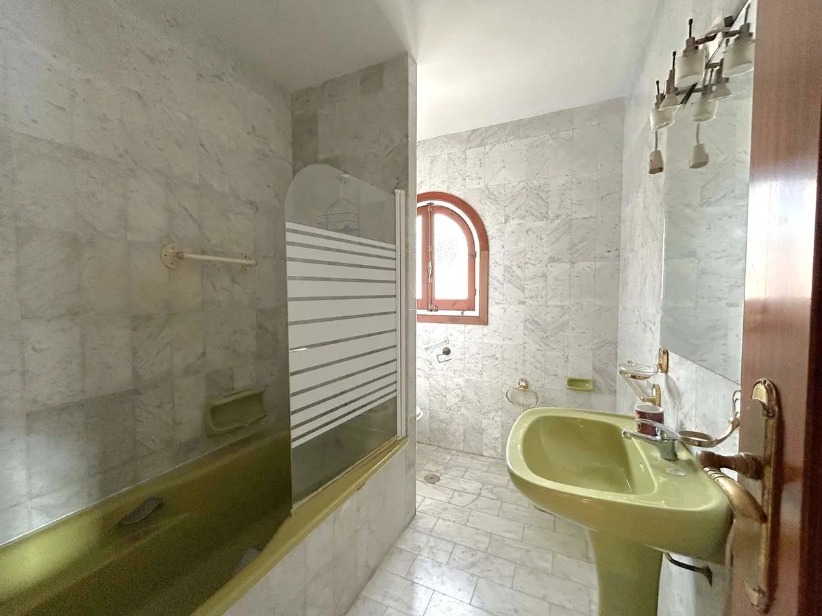 714adbda-4368-428a-979c-cf420f2c1dad