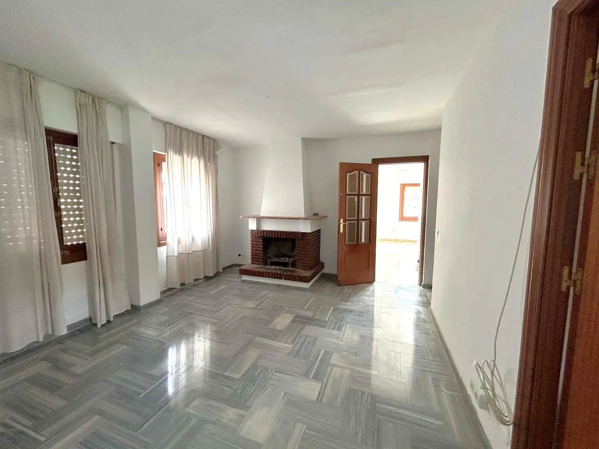 93bd696b-711d-47d4-966e-e170a5250fd5