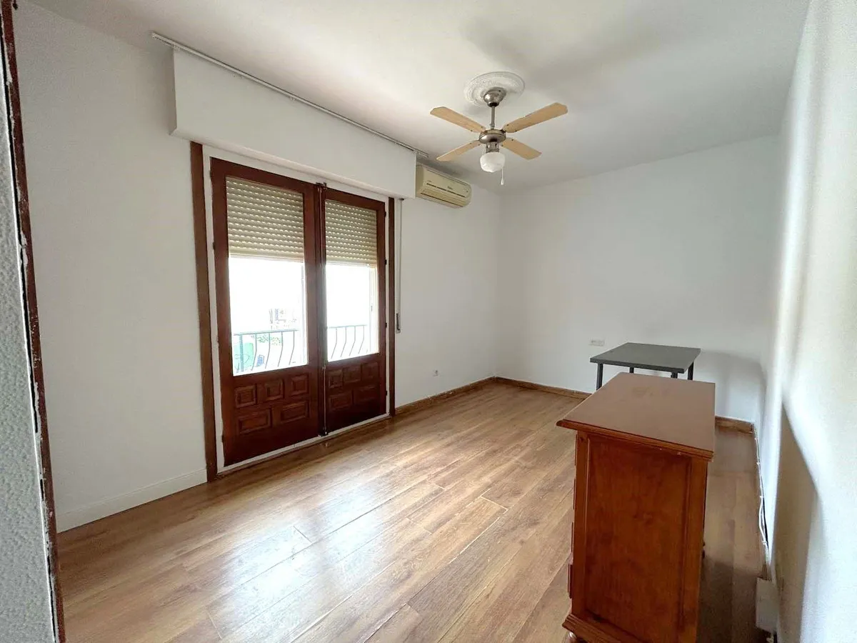 d9b68f8b-3170-4426-82a9-d20e9087efa7