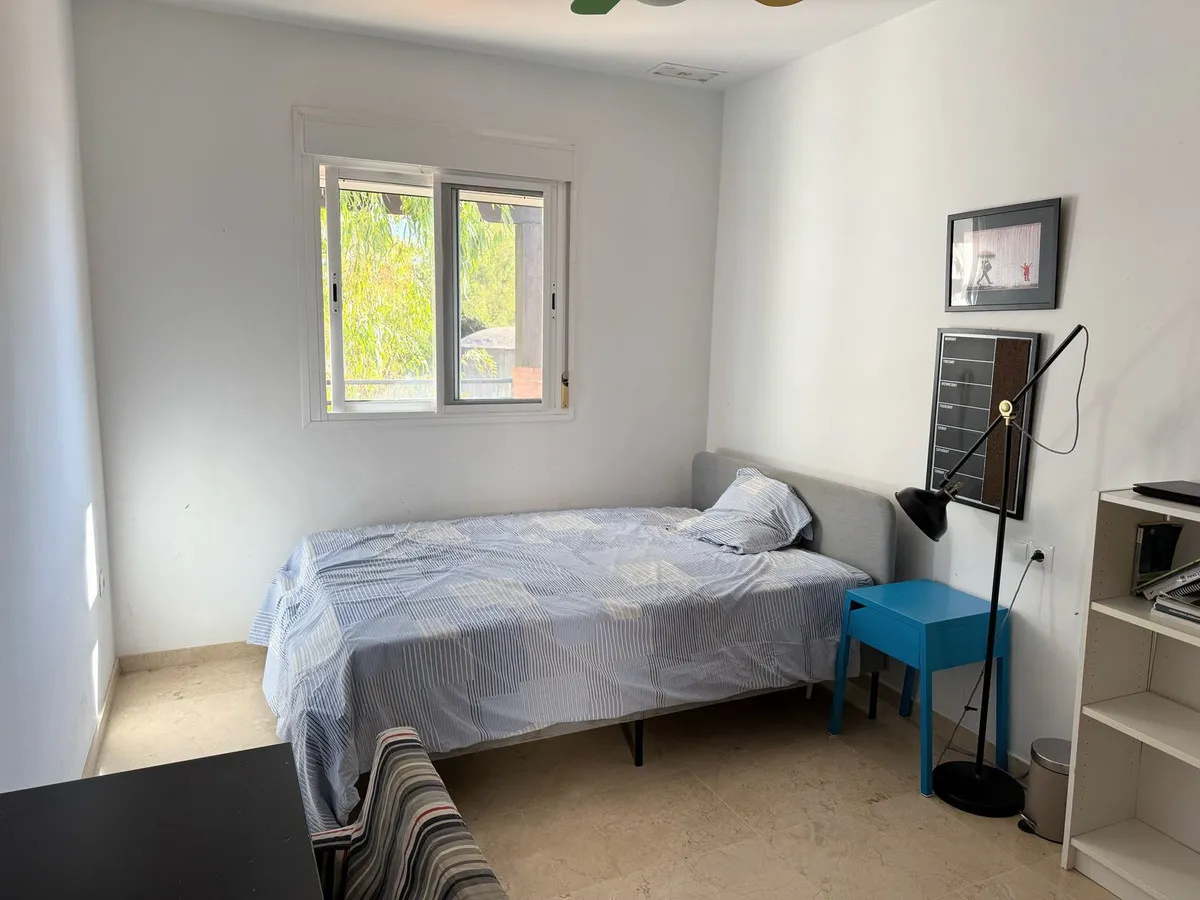 0064102c-68ec-40a1-9114-b8472a61c4df