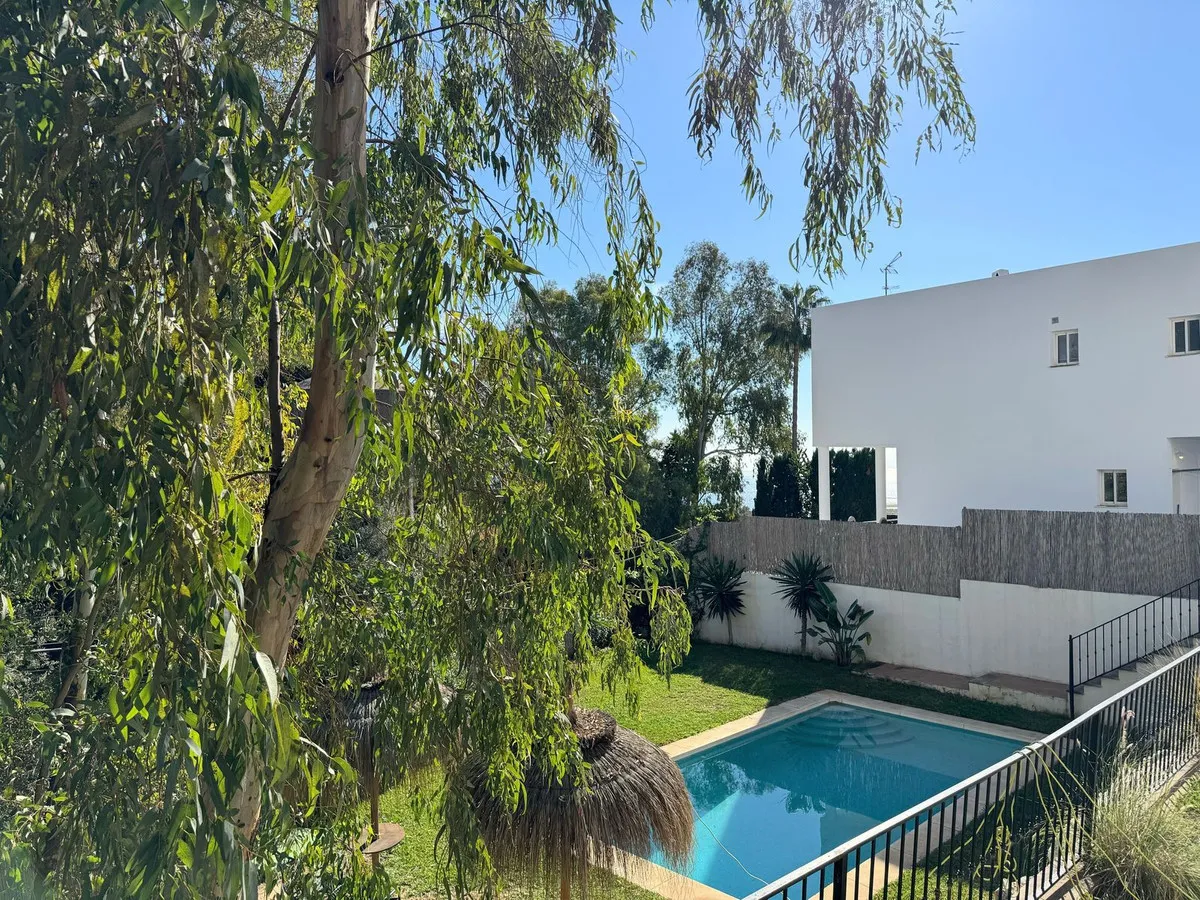 51889e2e-d502-4337-ab9e-1d2afc25da8d