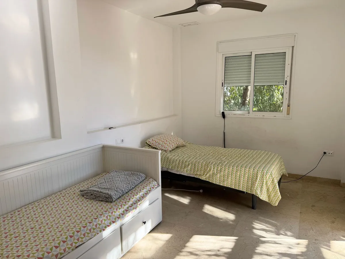 666c7a8f-f2cb-4f7f-b899-7a81f742016f