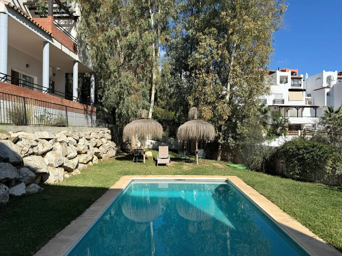 68864756-29d1-479d-a3f3-0b771a92ee30