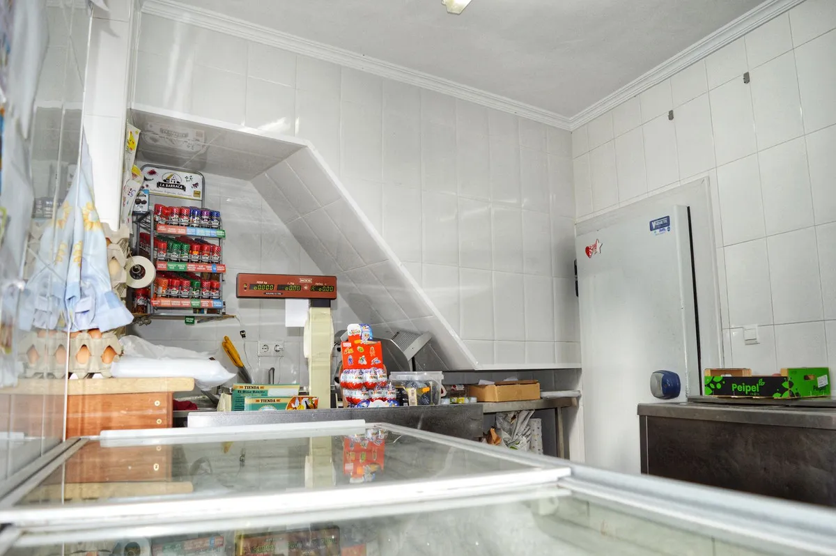 12d6451e-57bd-42de-8408-4d26eb77f3ae