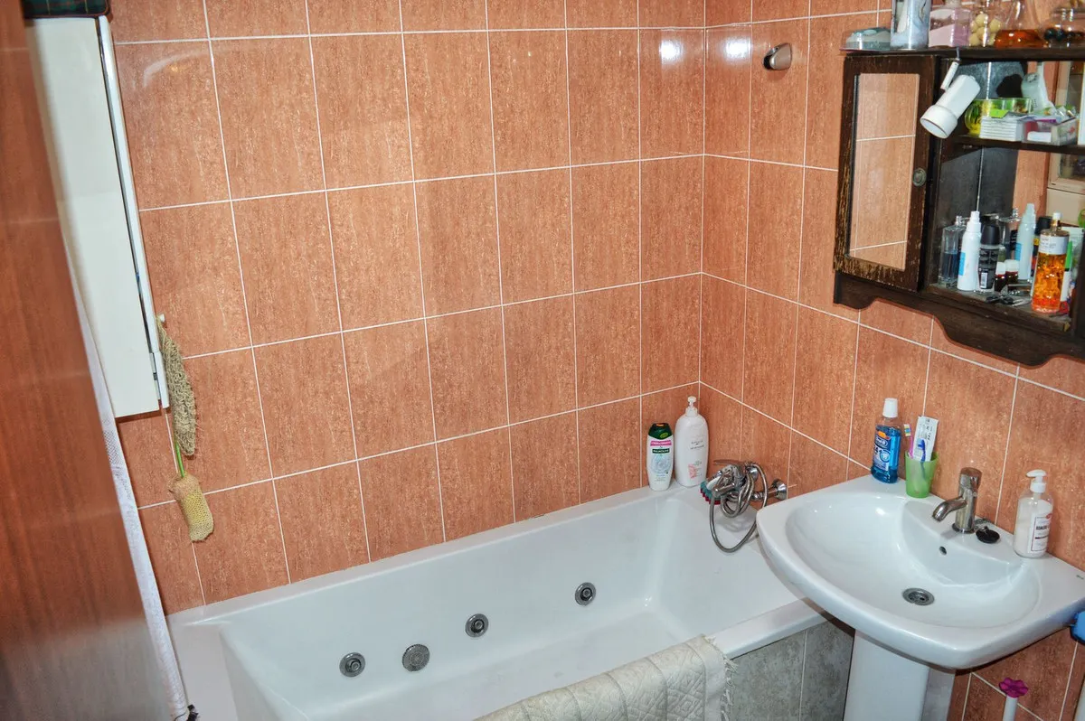 5d9eddef-28d6-4e9c-a6a8-abb44bf19587