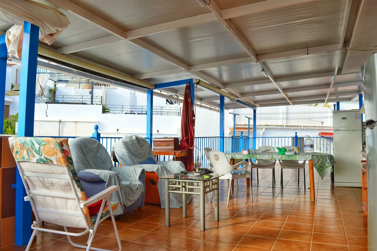 6edb82ad-2d78-4208-a3ae-4616be28c1d3