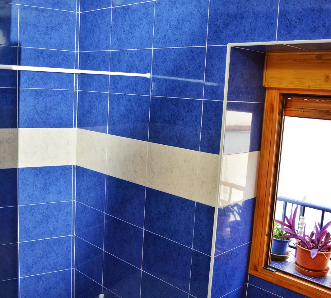 d8690b1e-b8df-438a-9815-00b0d6bee362