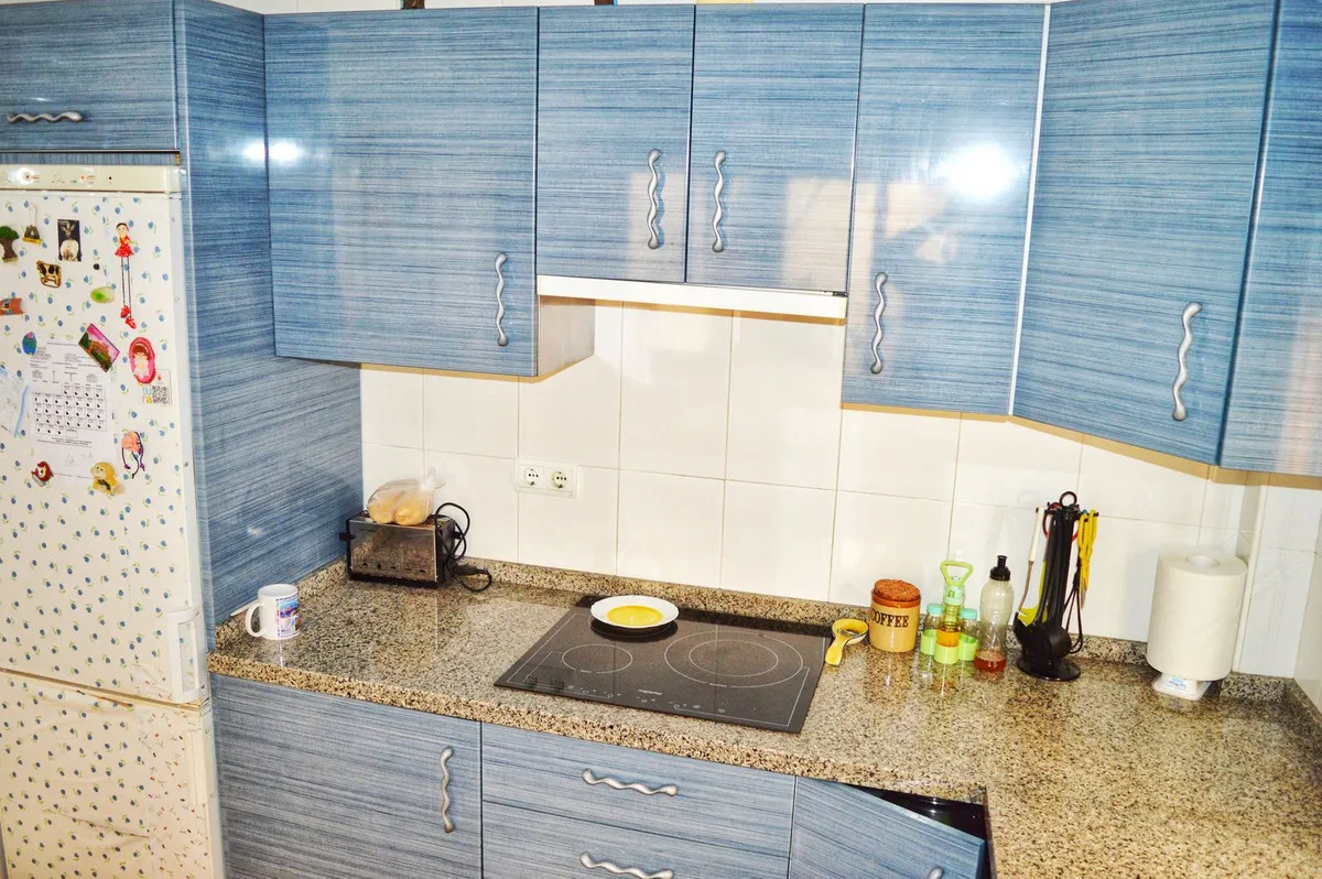 fb2876b1-9515-4413-8754-f59f8cfe1894