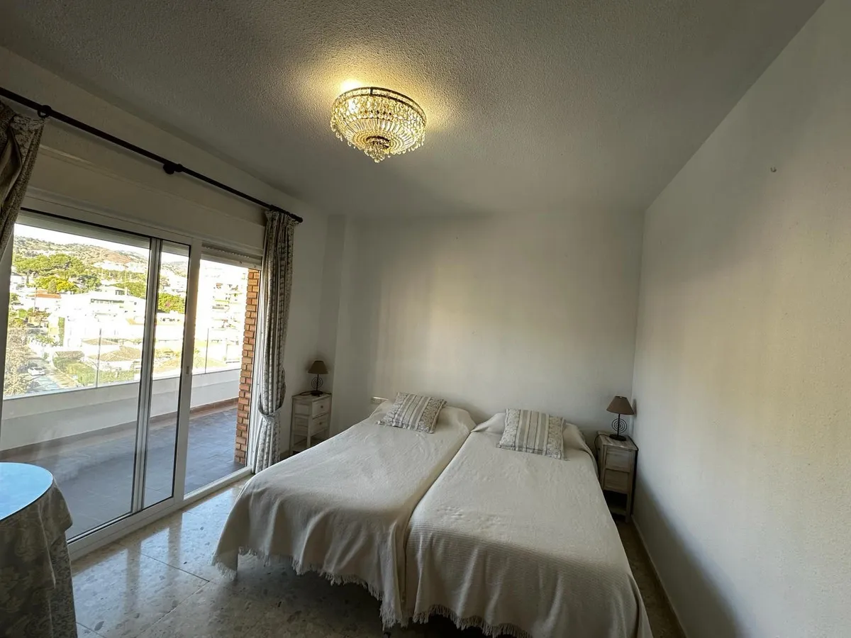 41d53525-6c55-476e-9654-54e8ddaf866e