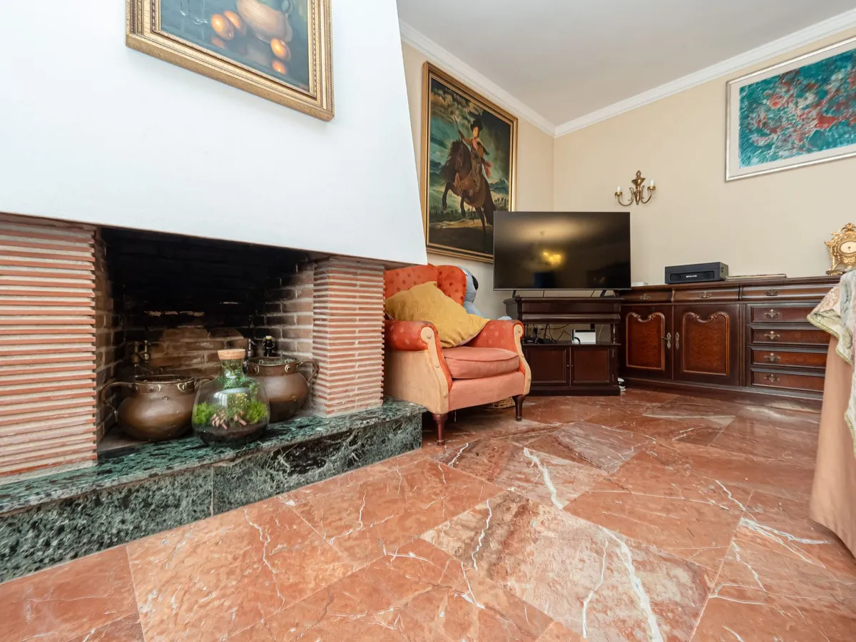 eb90365b-7ba7-493a-b40d-9380d47cf166