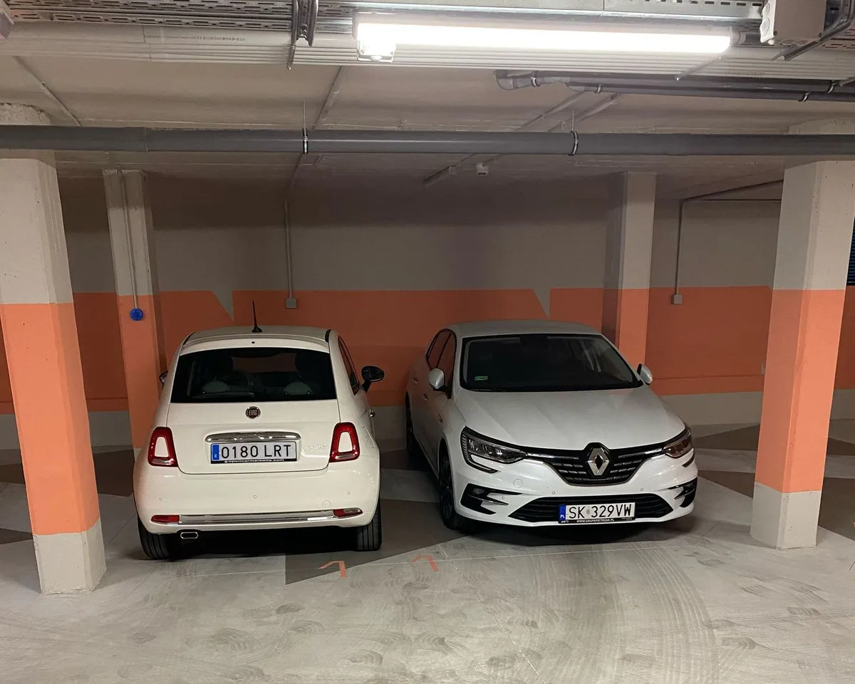 56d8ab09-9fdb-46a3-8f1a-5b8dff64dea3