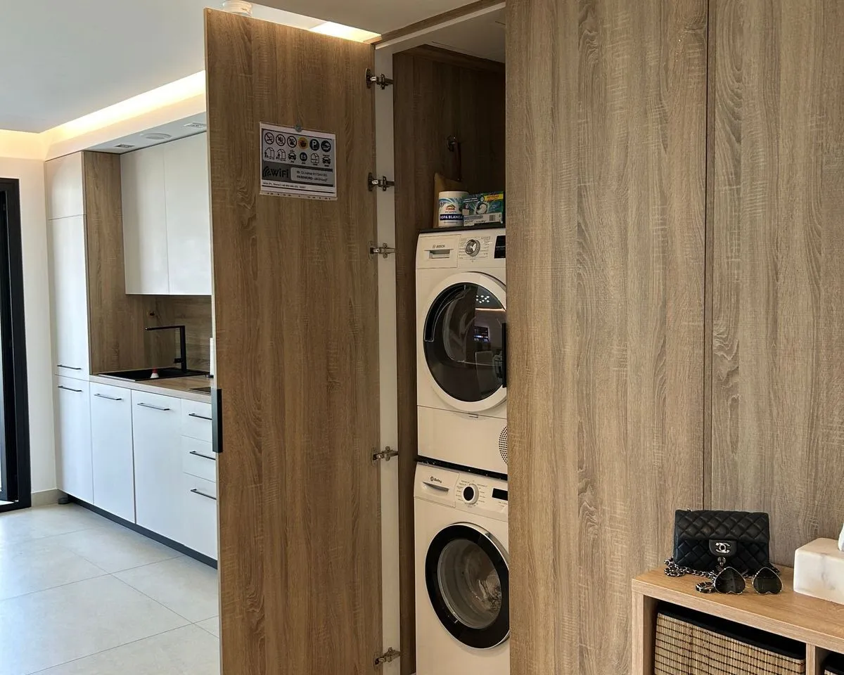 9acadaf6-7b4e-44dc-b61e-627d66f1403a