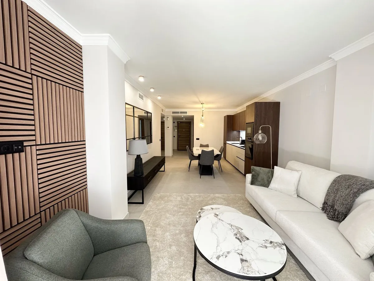 f0021fe1-f141-44aa-8d17-d1d97b2b3a57